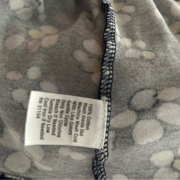 Floral Navy Shirt - Picture 6 of 7